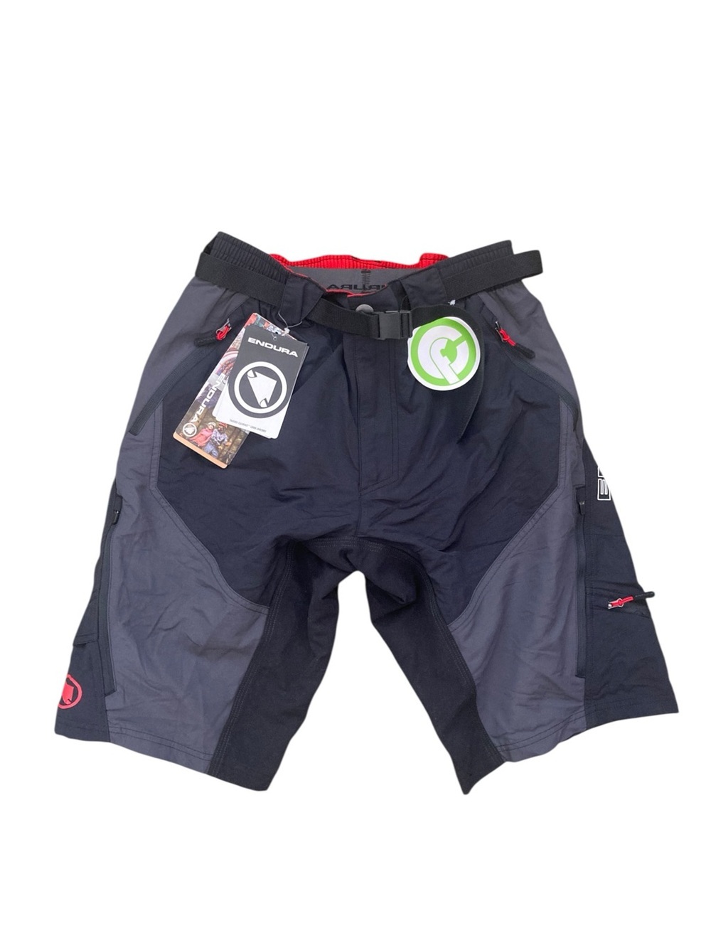Endura Hummvee Short II MTB Cycling Shorts NWT Men’s Gorpcore Medium Black Gray